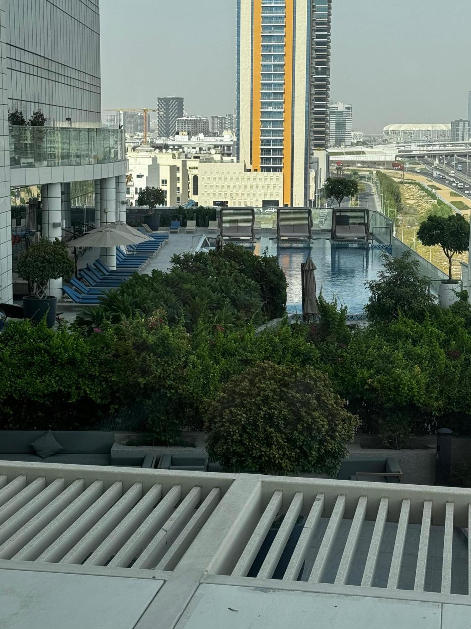 Adagio Jumeirah Village Triangle Dubaj Kültér fotó